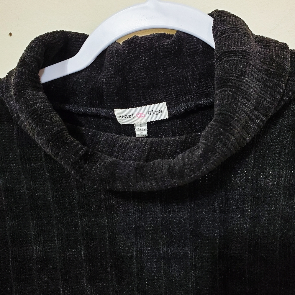 NWOT Black Ribbed Turtleneck Sweater Large SOFT - Picture 4 of 4